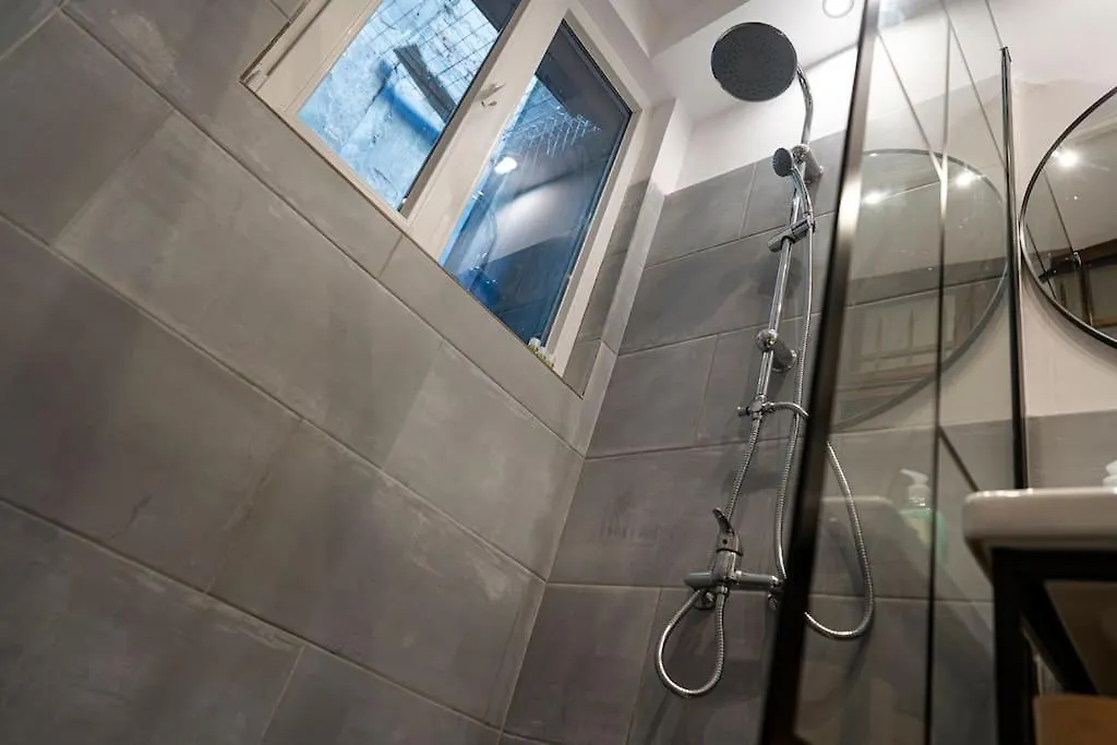 Old Town Forest Bucarest Appartement
