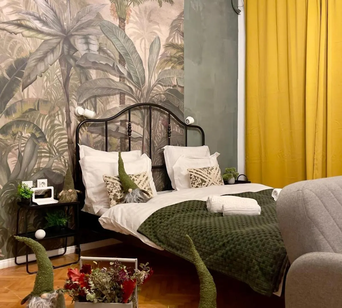 Old Town Forest Bucarest Appartement